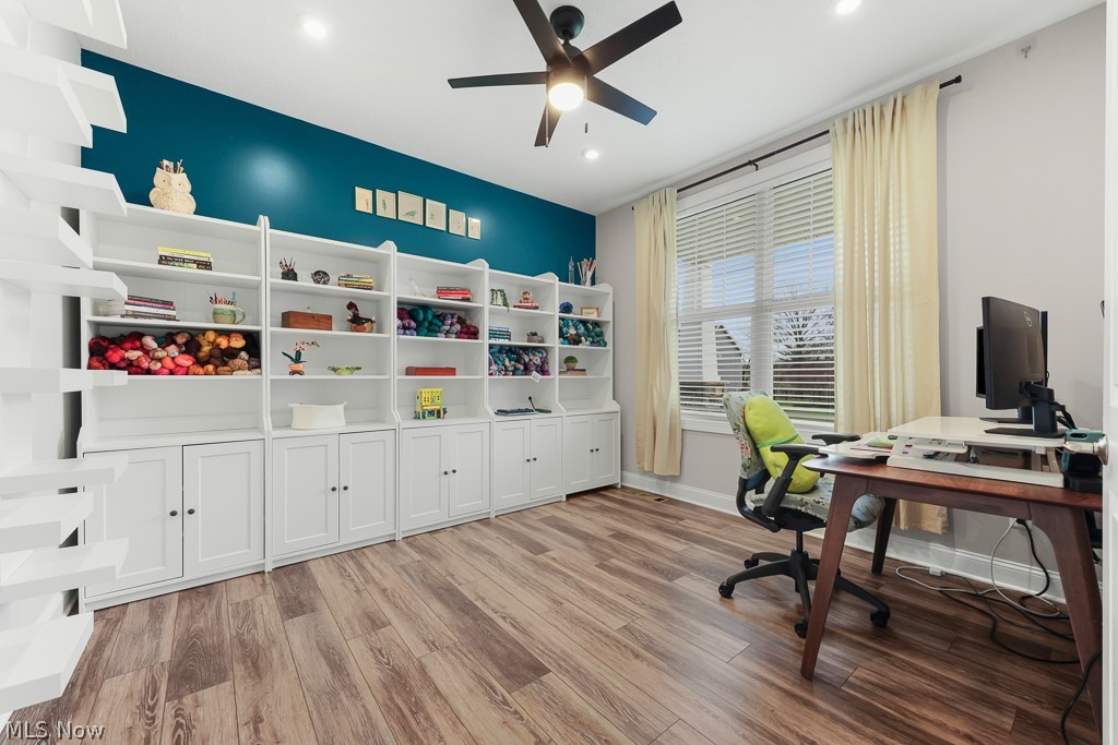 1316 Skyland Falls Boulevard Hinckley OH 44233