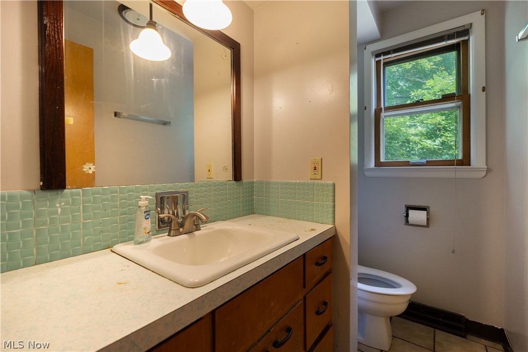 542 Garnette Road Akron OH 44313