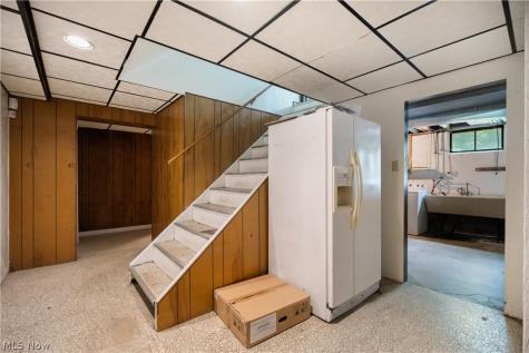 542 Garnette Road Akron OH 44313