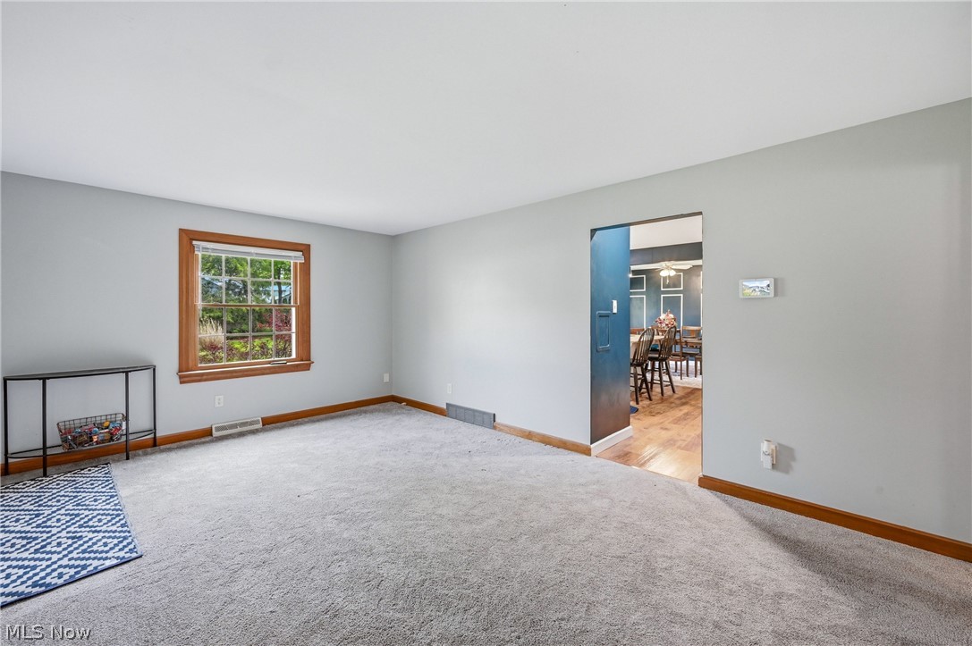 658 Burning Oaks Drive NE Warren OH 44484