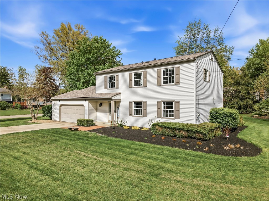 658 Burning Oaks Drive NE Warren OH 44484