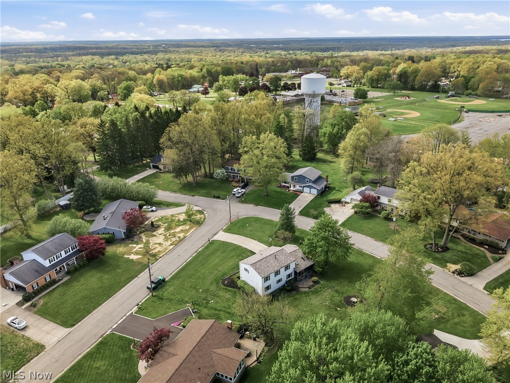 658 Burning Oaks Drive NE Warren OH 44484