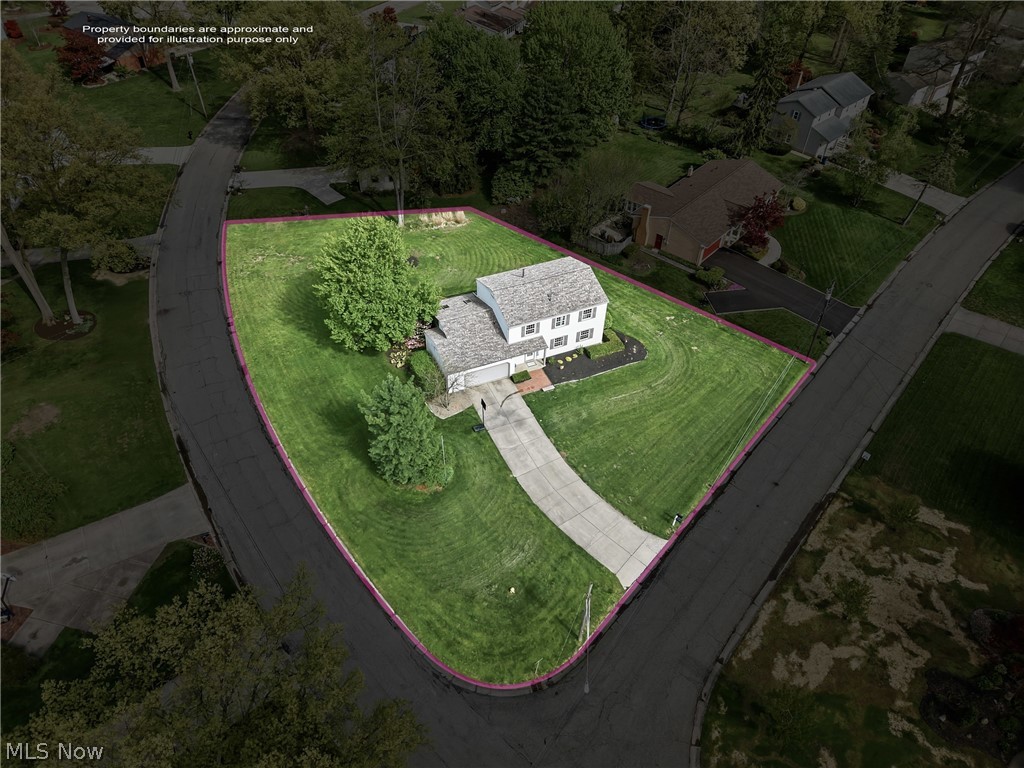 658 Burning Oaks Drive NE Warren OH 44484
