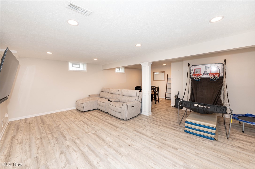 363 Miner Road Highland Heights OH 44143