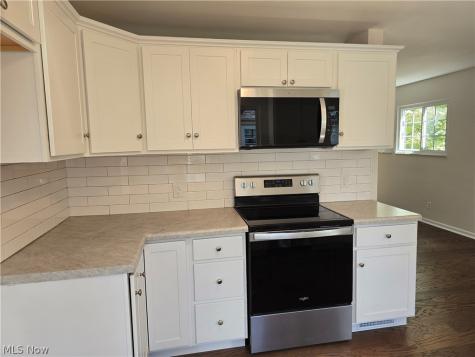1800 Liberty Drive Akron OH 44313