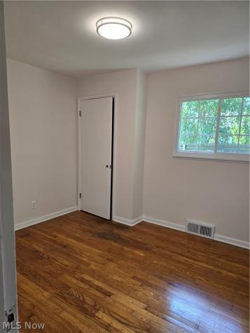 1800 Liberty Drive Akron OH 44313