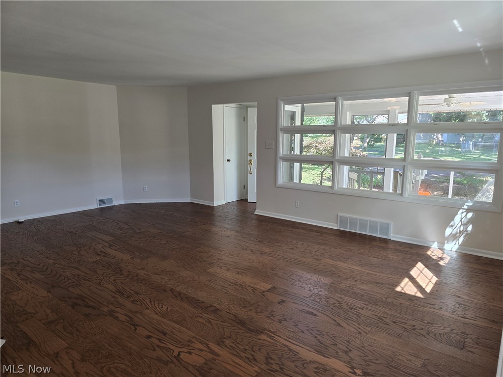 1800 Liberty Drive Akron OH 44313