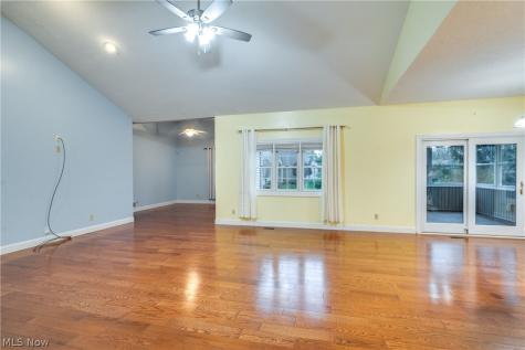 2222 Burberry Street NW North Canton OH 44720