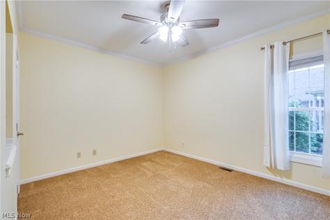 2222 Burberry Street NW North Canton OH 44720