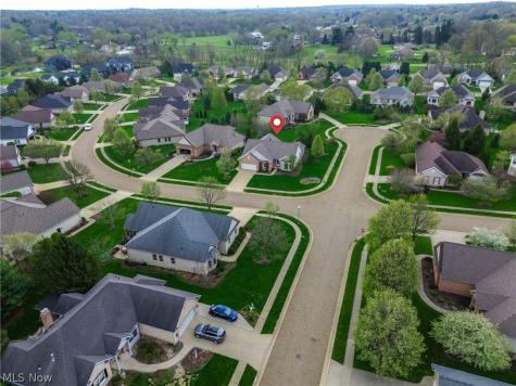 2222 Burberry Street NW North Canton OH 44720
