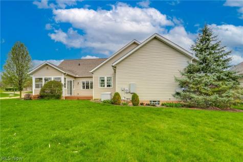 2222 Burberry Street NW North Canton OH 44720