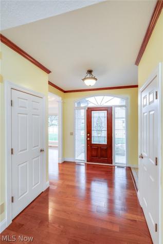 2222 Burberry Street NW North Canton OH 44720