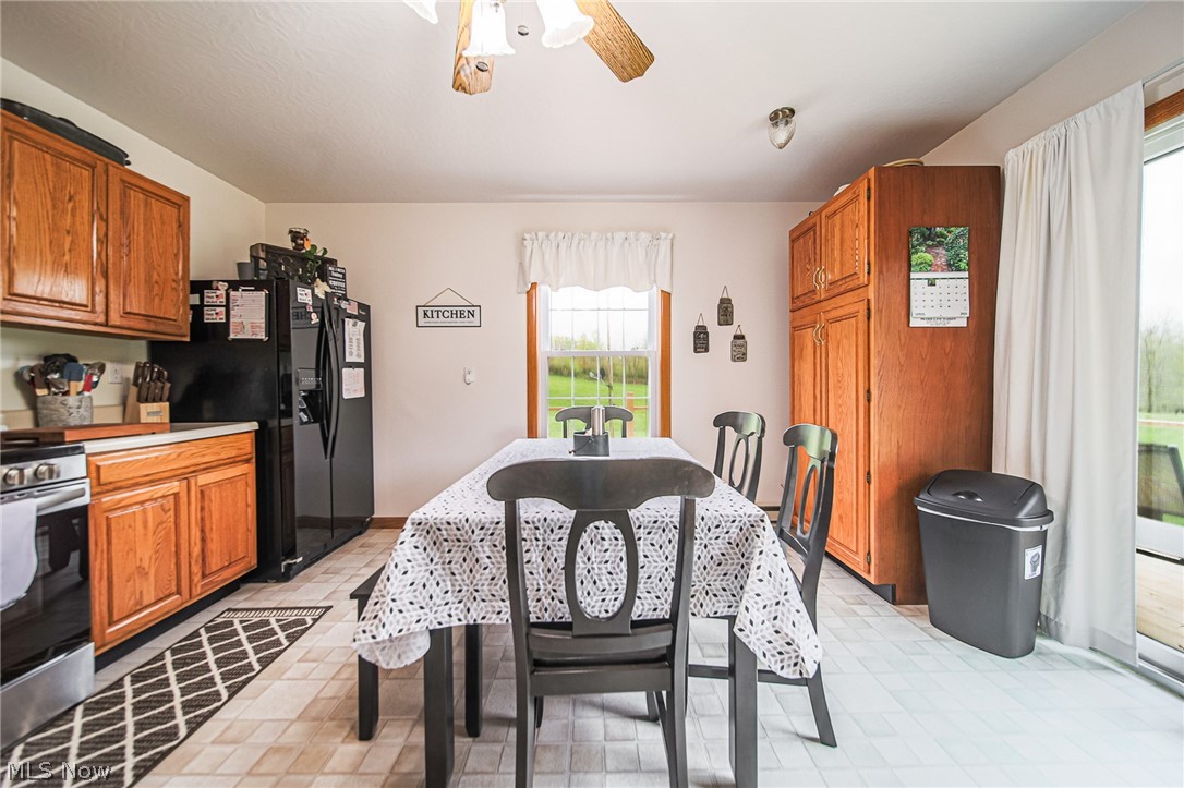 14655 Township Road 213 Lakeville OH 44638