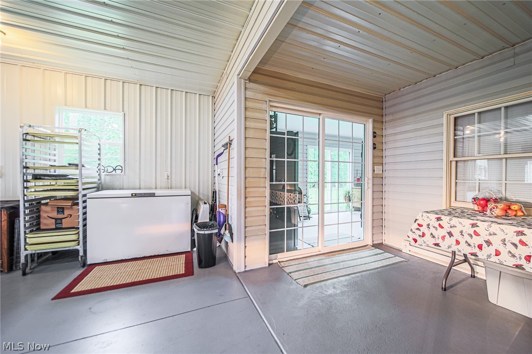 14655 Township Road 213 Lakeville OH 44638