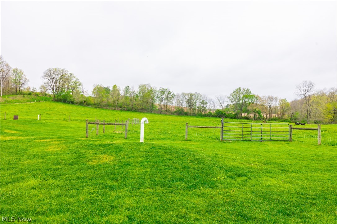 14655 Township Road 213 Lakeville OH 44638