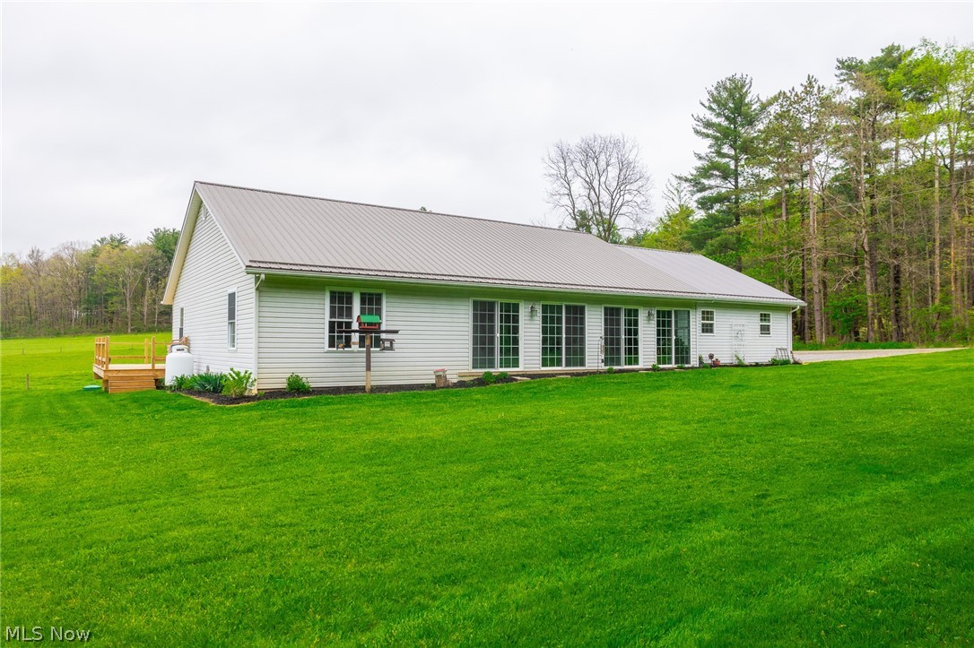 14655 Township Road 213 Lakeville OH 44638