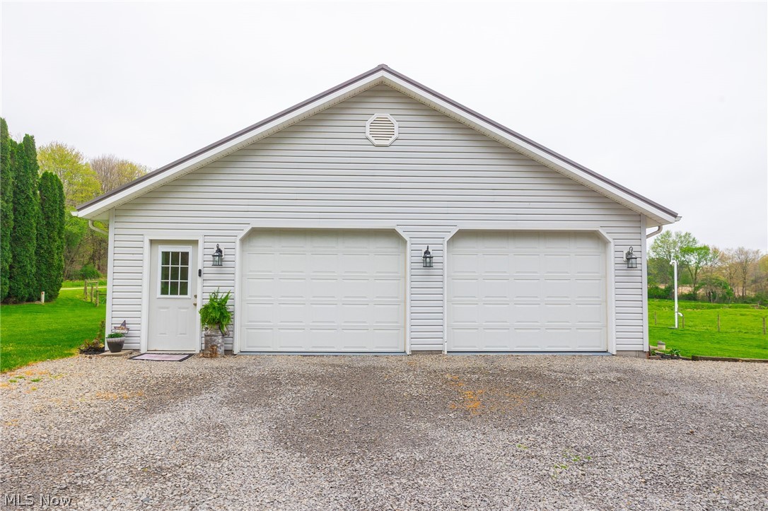 14655 Township Road 213 Lakeville OH 44638