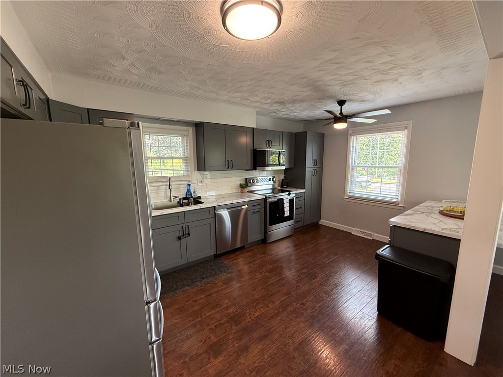 16781 Artistic Drive East Liverpool OH 43920