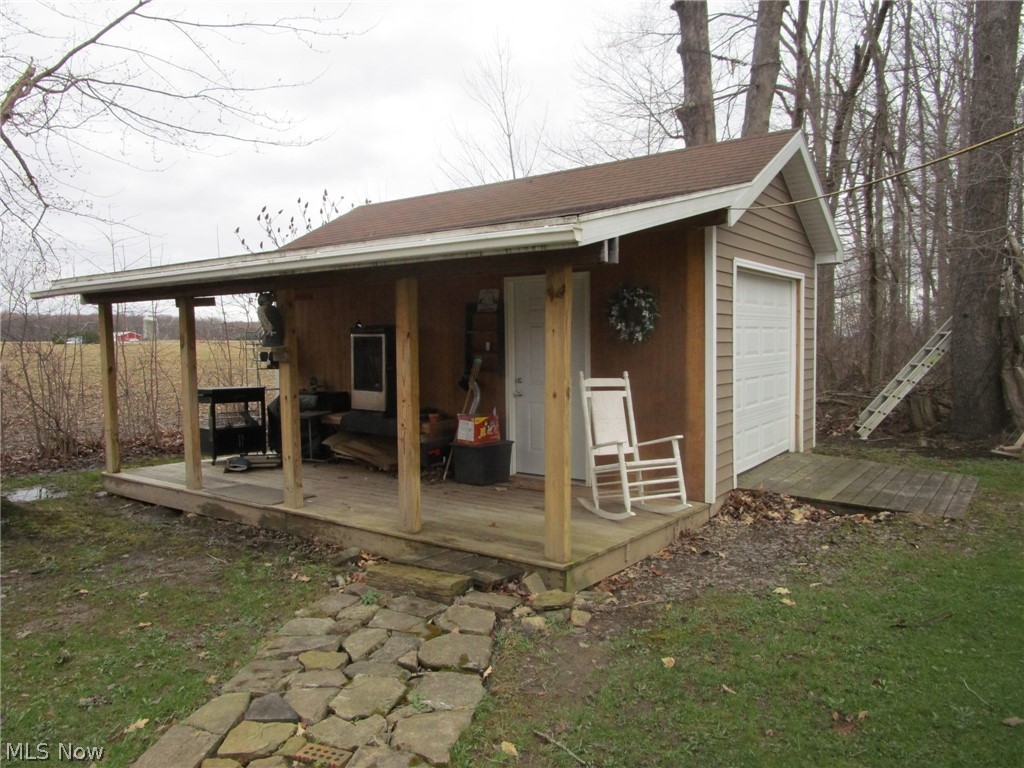 889 Long Shadow Lane Roaming Shores OH 44085