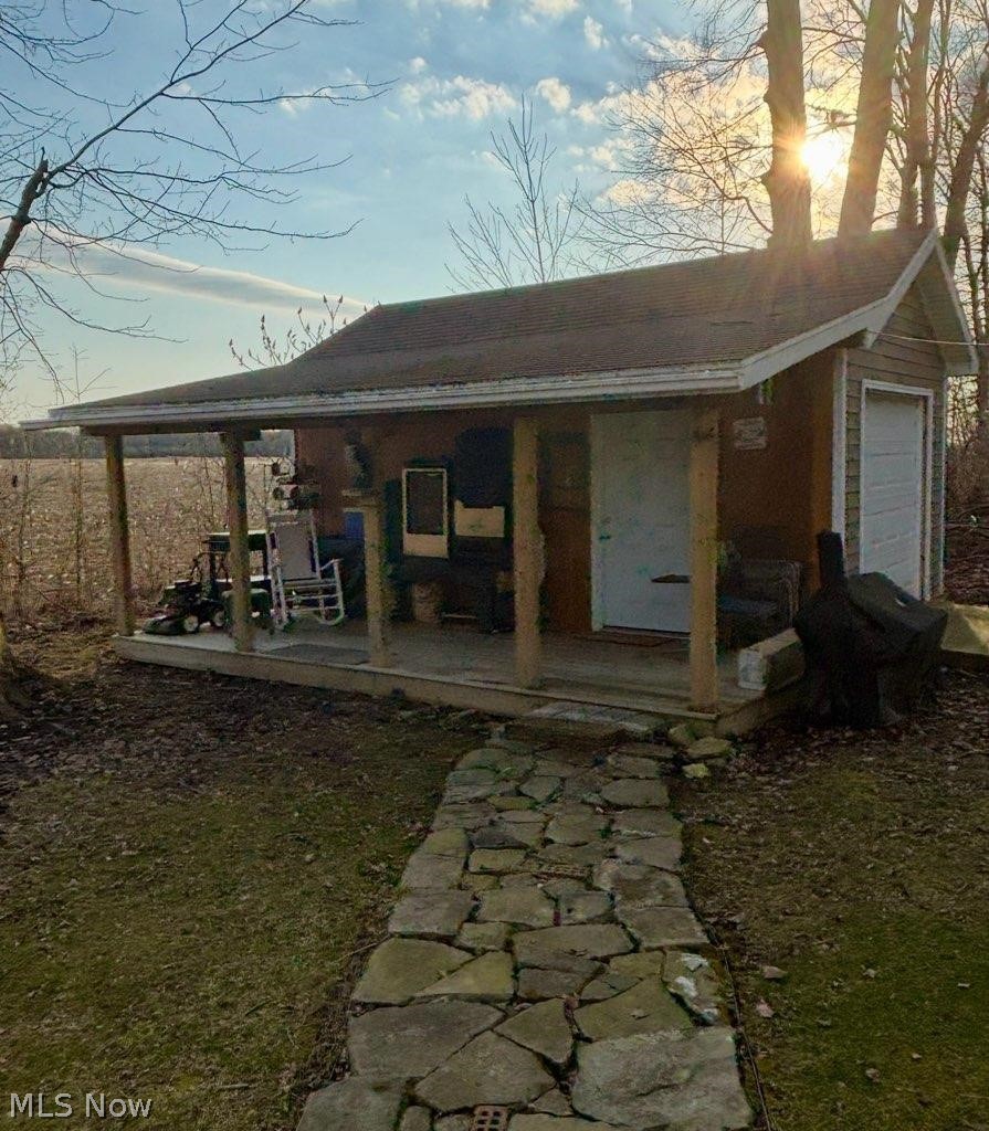889 Long Shadow Lane Roaming Shores OH 44085