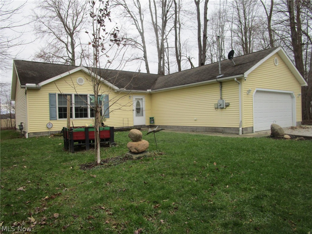889 Long Shadow Lane Roaming Shores OH 44085