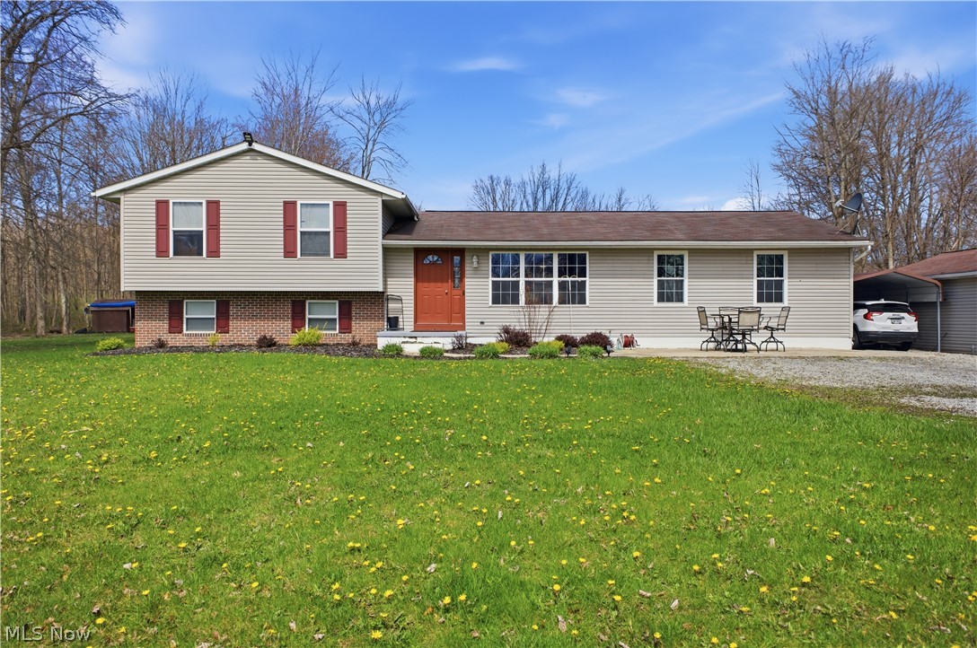 2003 Mahoning Road Deerfield OH 44411