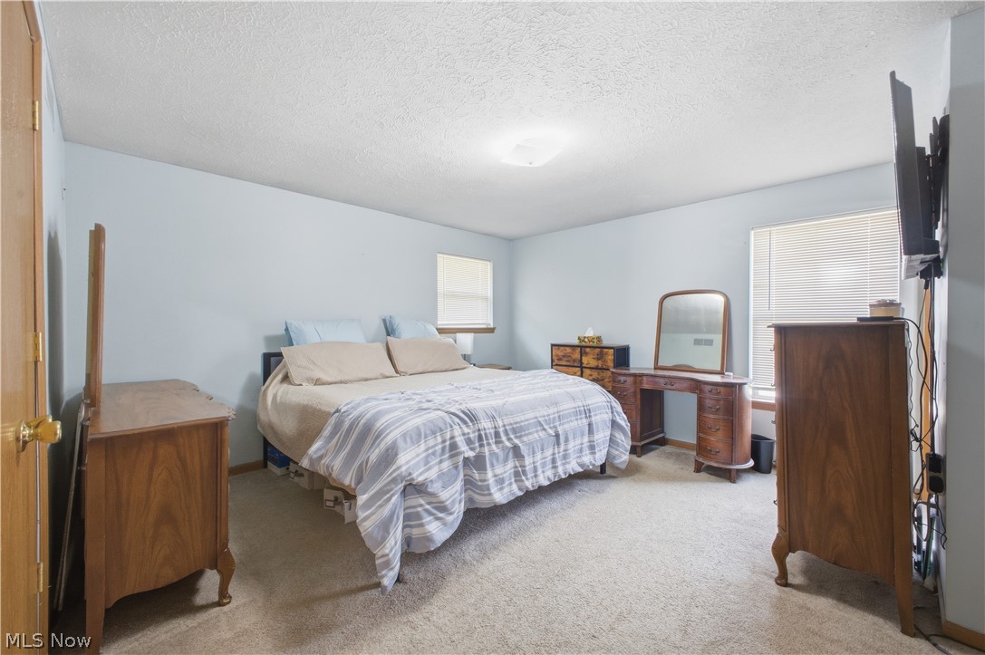 2003 Mahoning Road Deerfield OH 44411