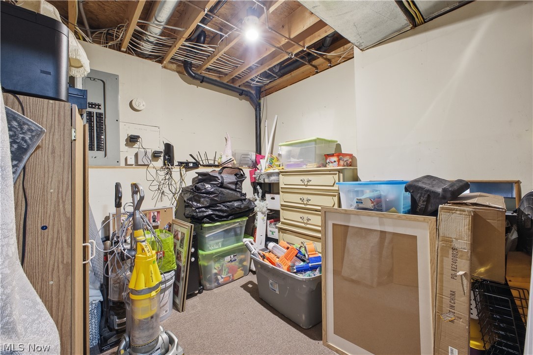 2003 Mahoning Road Deerfield OH 44411