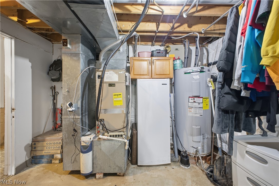 2003 Mahoning Road Deerfield OH 44411
