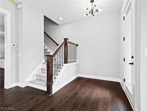 6774 Middlebrook Boulevard Middleburg Heights OH 44130