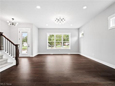6774 Middlebrook Boulevard Middleburg Heights OH 44130