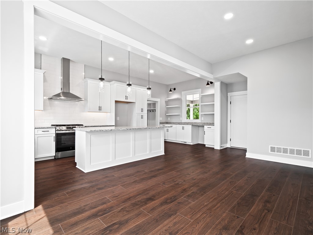 6774 Middlebrook Boulevard Middleburg Heights OH 44130