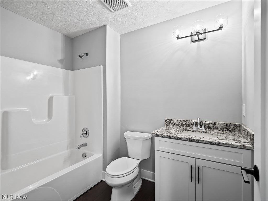 6774 Middlebrook Boulevard Middleburg Heights OH 44130