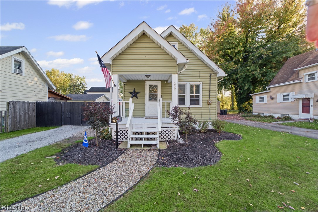 262 Samuel Street Elyria OH 44035