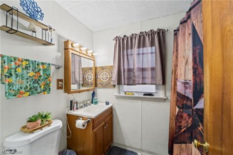 262 Samuel Street Elyria OH 44035