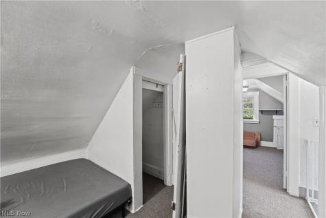 262 Samuel Street Elyria OH 44035