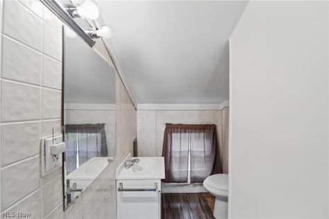 262 Samuel Street Elyria OH 44035