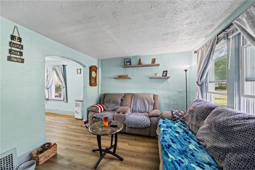 262 Samuel Street Elyria OH 44035