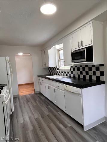 6511 Hillside Road Independence OH 44131