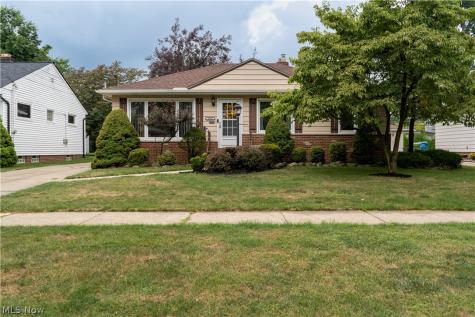 6300 Mandalay Drive Parma Heights OH 44130