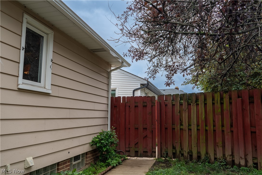 6300 Mandalay Drive Parma Heights OH 44130