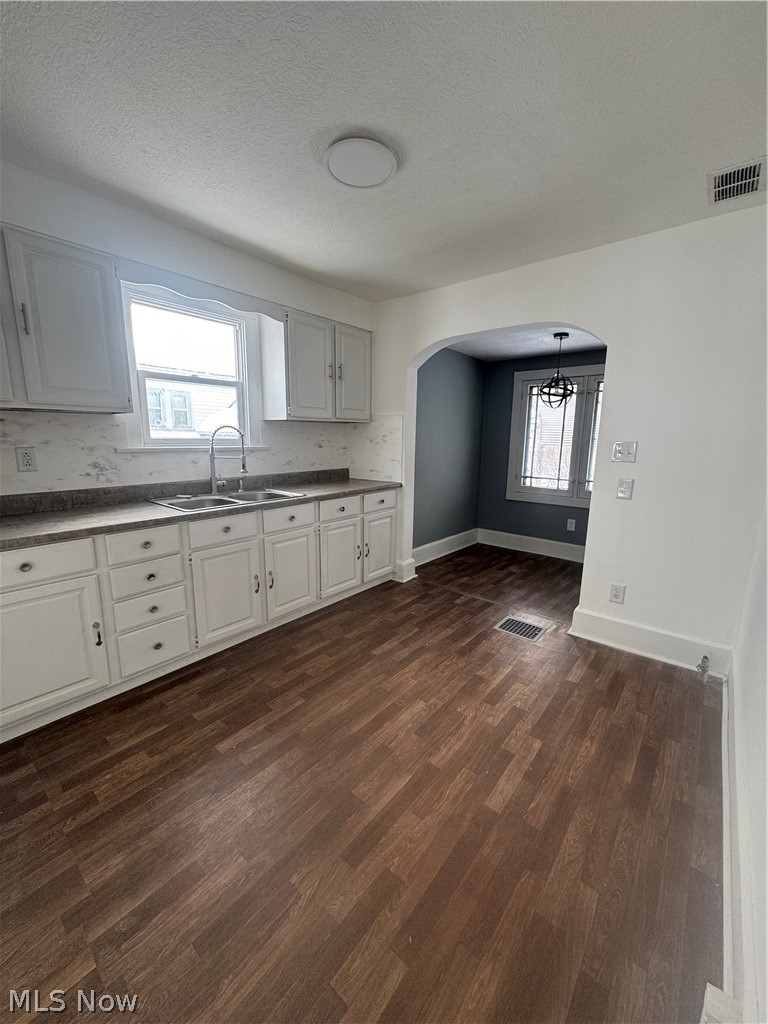 225 W Wood Street Lowellville OH 44436