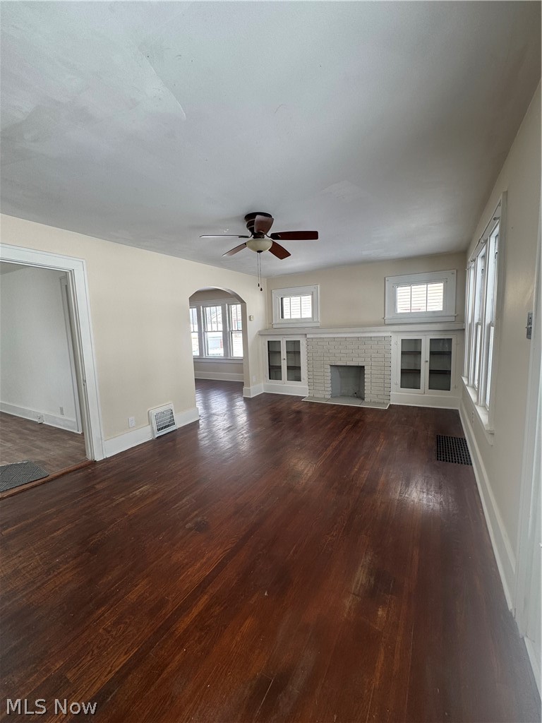 225 W Wood Street Lowellville OH 44436