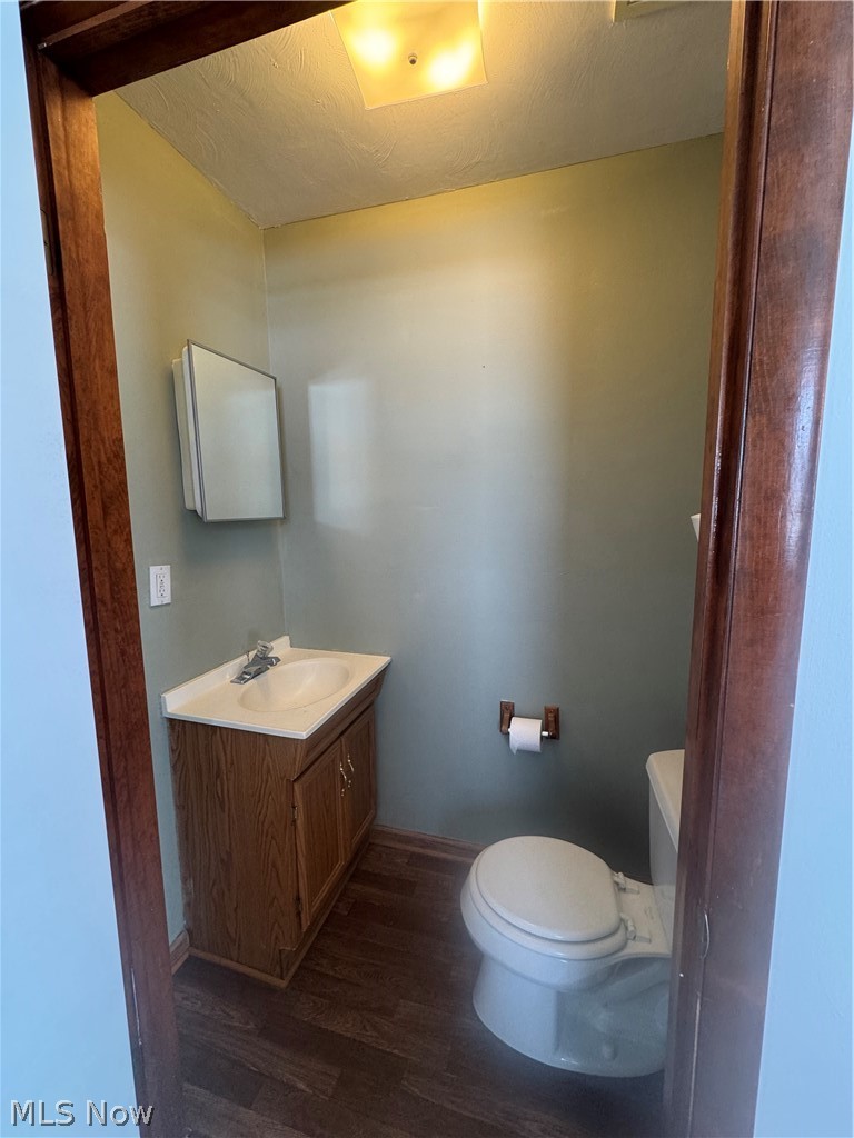 225 W Wood Street Lowellville OH 44436