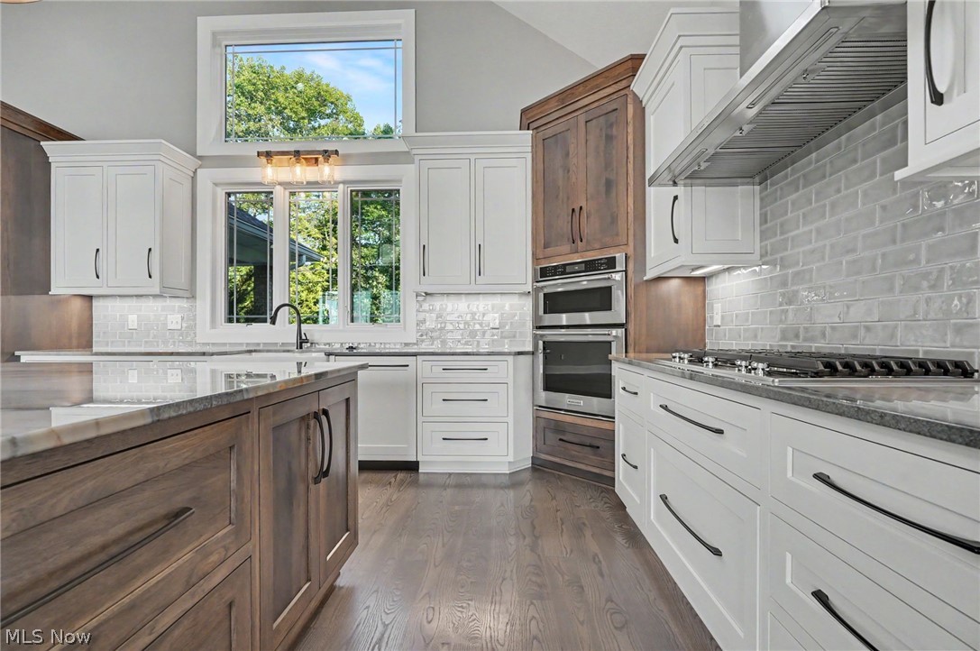 16986 Headland Avenue Lake Milton OH 44429