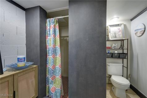 3385 W 94th Street Cleveland OH 44102