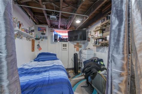 3385 W 94th Street Cleveland OH 44102