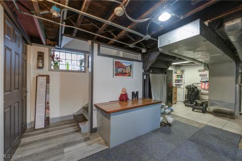 3385 W 94th Street Cleveland OH 44102