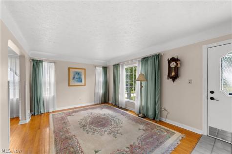 7051 Parma Park Boulevard Parma Heights OH 44130
