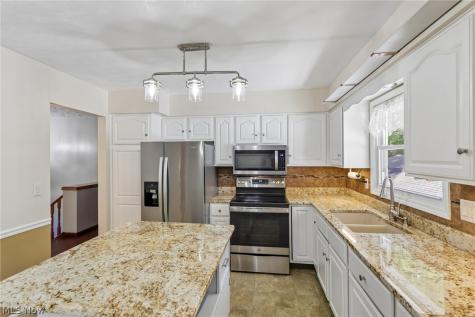 510 Carnwise Street SW Canton OH 44706